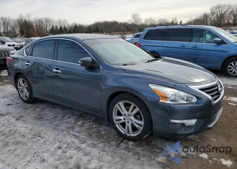 2013 Nissan Altima 3.5S from USA, damaged, VIN 1N4BL3AP8DC144189